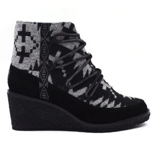 Pendleton Women's Islegate Lace-Up Wedge Waterproof Sz 7 Black Gray Lace-Up Boot